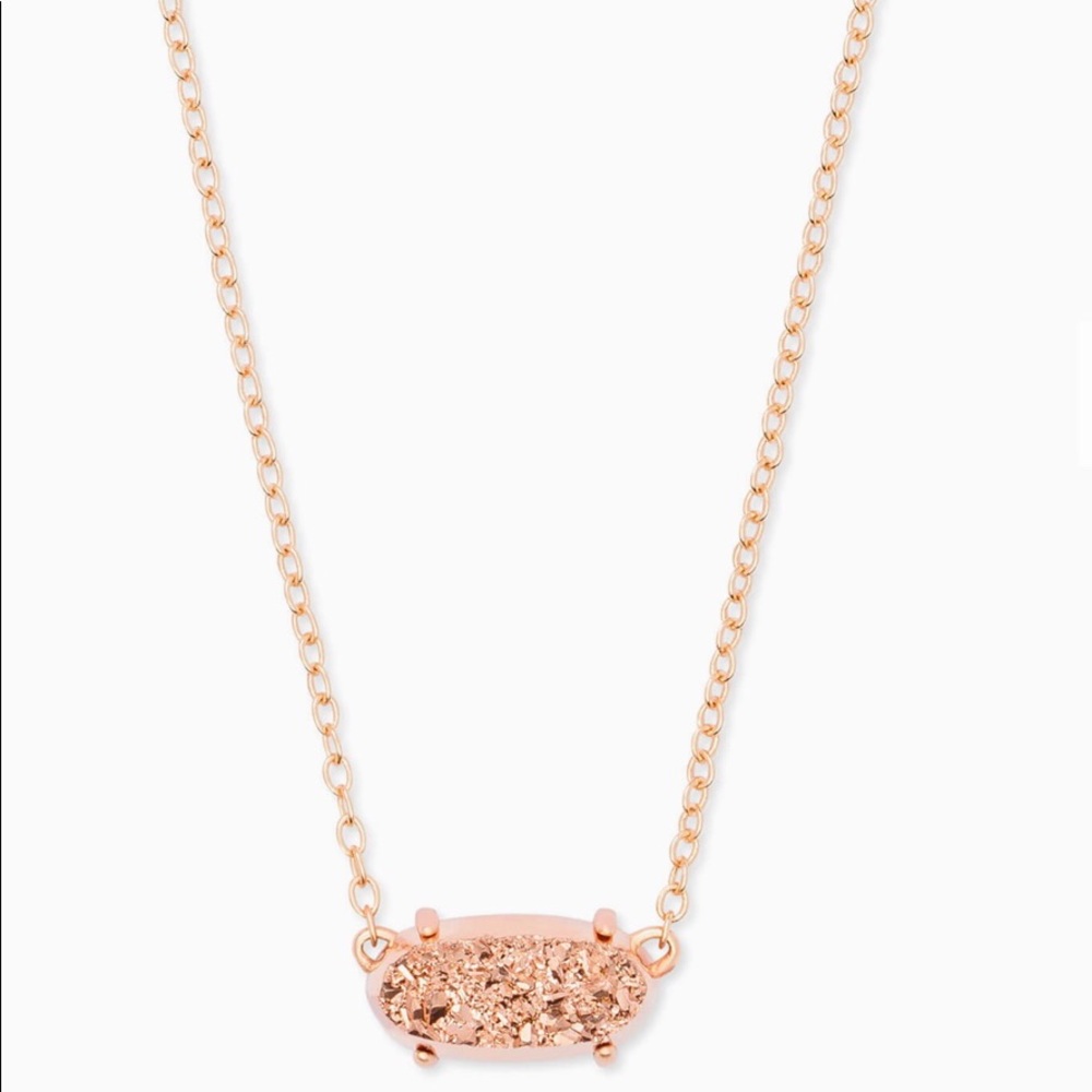 Kendra Scott necklace